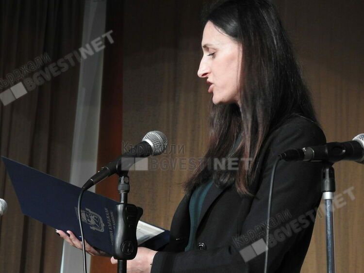 ОУ”П.Яворов”,чийто ученици са желани в професионалните гимназии на Кърджали, отбеляза 57 години