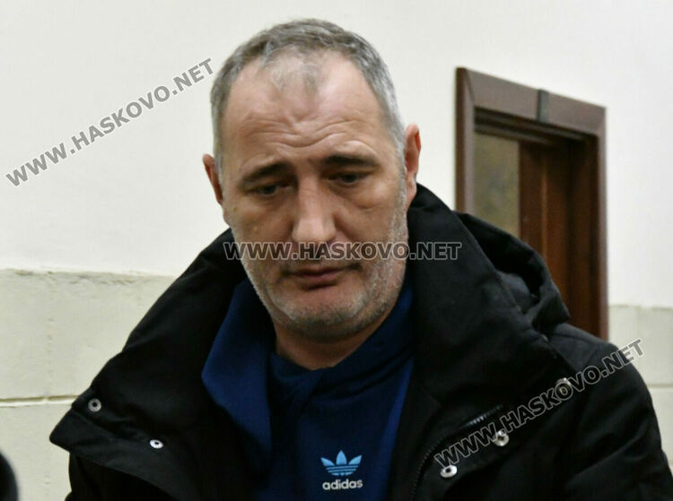 Оставиха в ареста румънец, издирван заради присъди в Италия