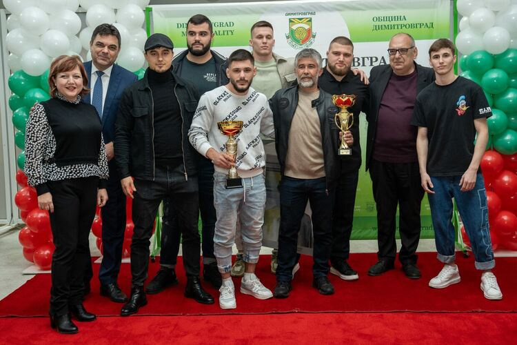 Димитровград отличи най-добрите спортисти и треньори за 2024 година