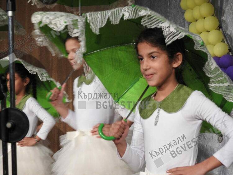 ОУ”П.Яворов”,чийто ученици са желани в професионалните гимназии на Кърджали, отбеляза 57 години