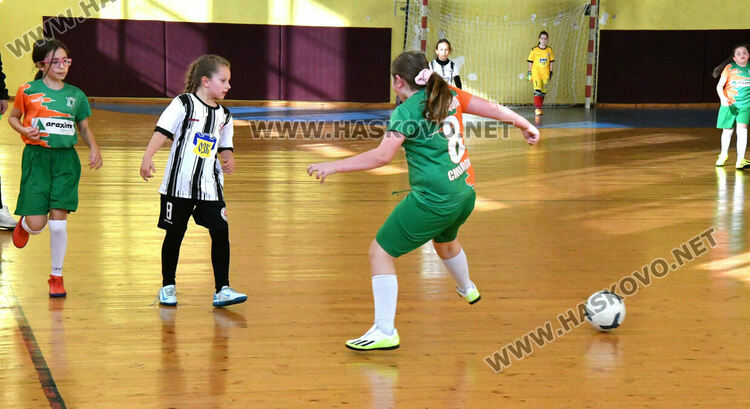 Хасково е домакин на футболен турнир за момичета и девойки