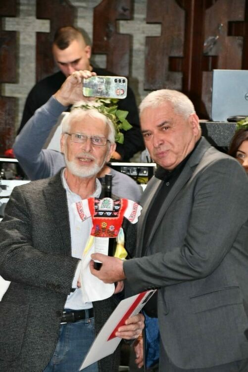 Маврудът на Никола Райчев от Асеновград спечели конкурса "Най-доброто домашно вино"