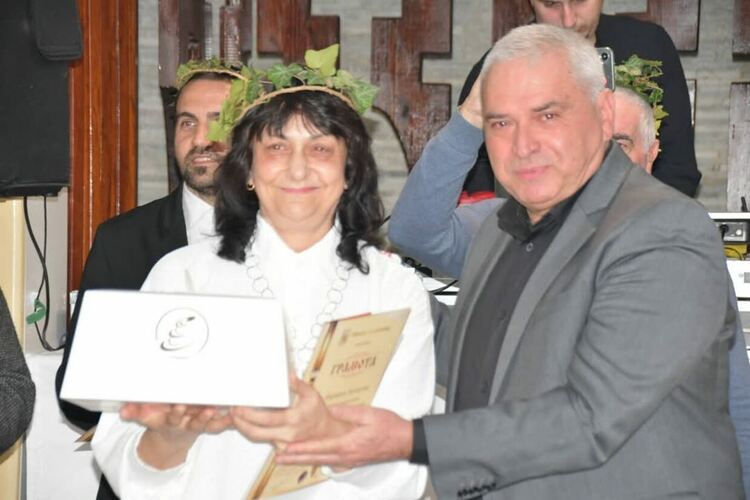 Маврудът на Никола Райчев от Асеновград спечели конкурса "Най-доброто домашно вино"