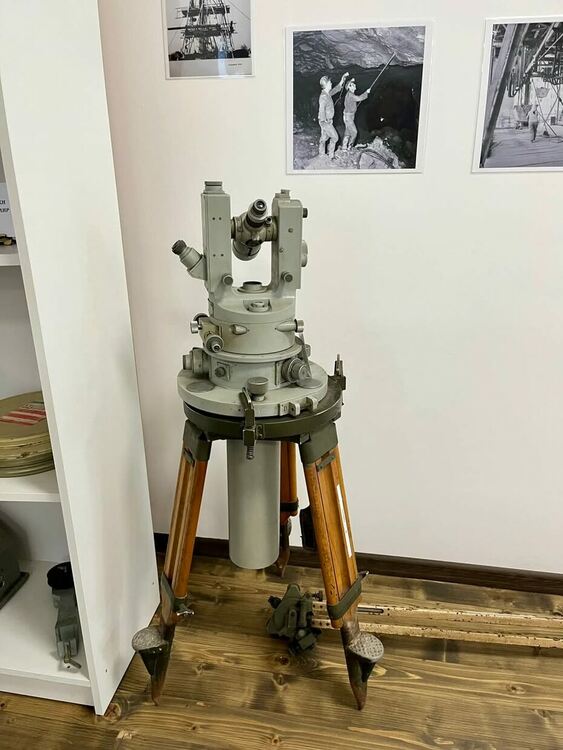 Горубсо-Мадан АД дари уникални образци на кристали и оборудване на Музея по минно дело и рудодобив - Мадан