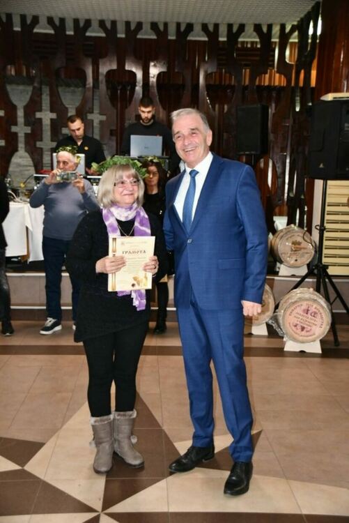 Маврудът на Никола Райчев от Асеновград спечели конкурса "Най-доброто домашно вино"