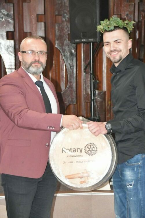 Маврудът на Никола Райчев от Асеновград спечели конкурса "Най-доброто домашно вино"