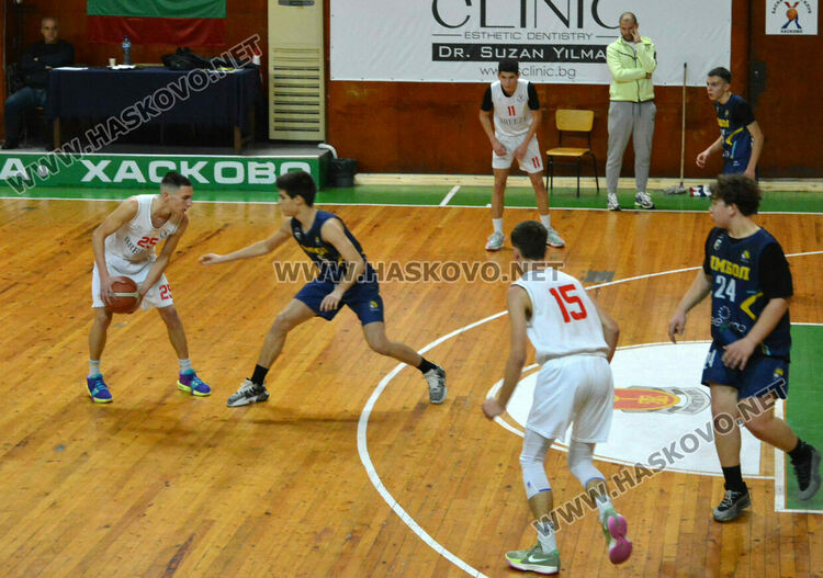 Юношите на баскетболния „Хасково“ с две победи на домашната сцена