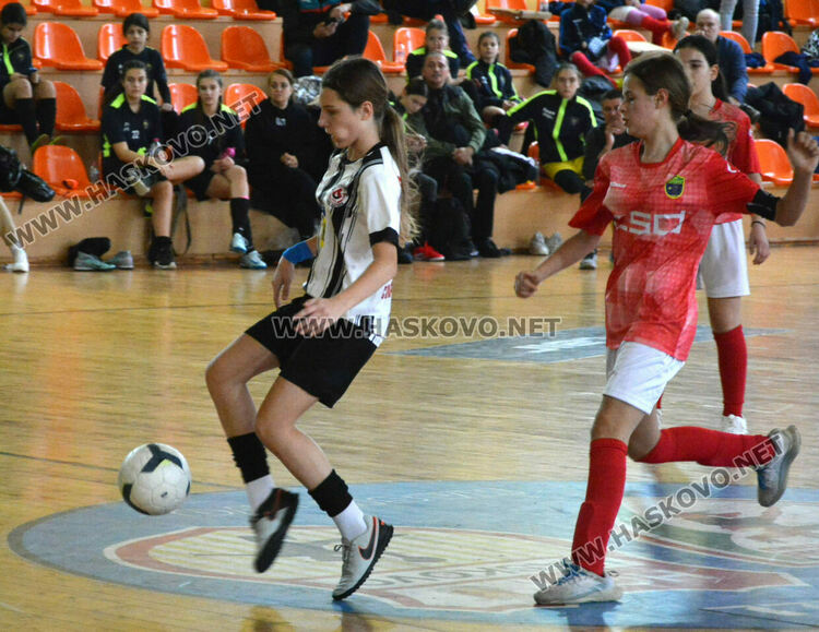 „Бароко“ спечели Купата на кмета на турнира по футбол за девойки