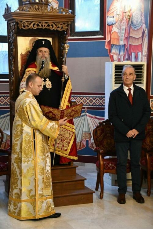 Стотици миряни присъстваха на освещаването на храма "Света вмчца Марина"