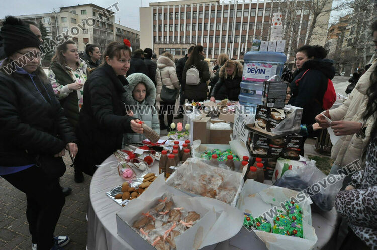 Над 10 000 лева събра Голямото хоро за Станимир в Хасково