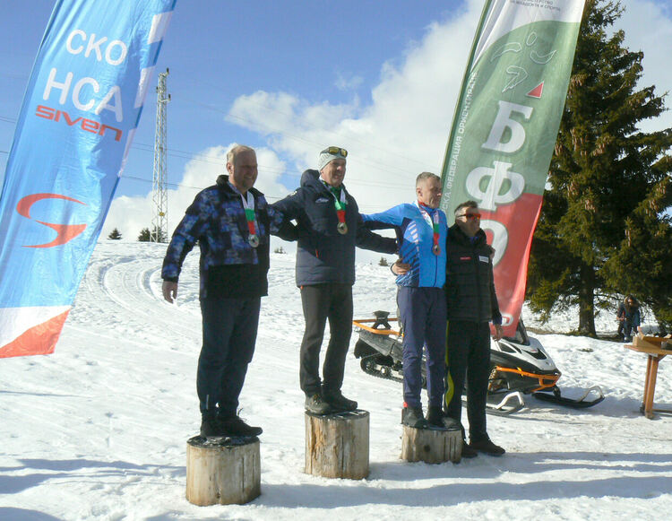 5 медала за състезателите на „Компас 1994“ на Държавното първенство по ски ориентиране