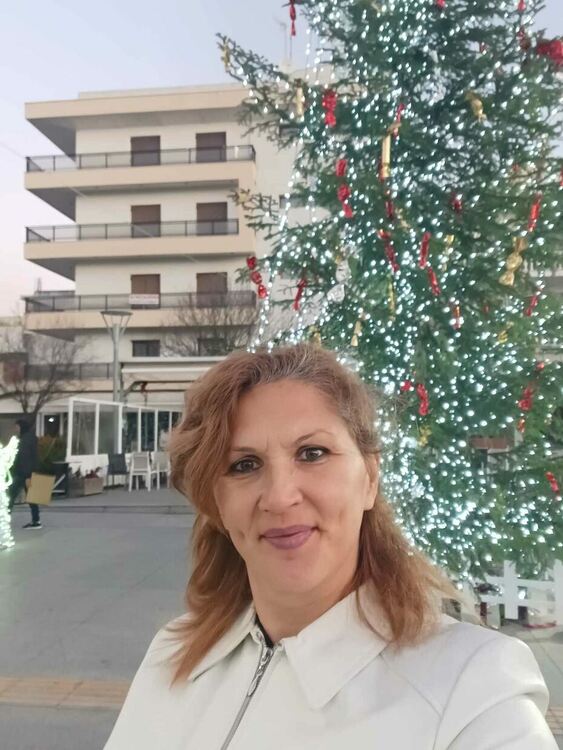 Николина Стойчева