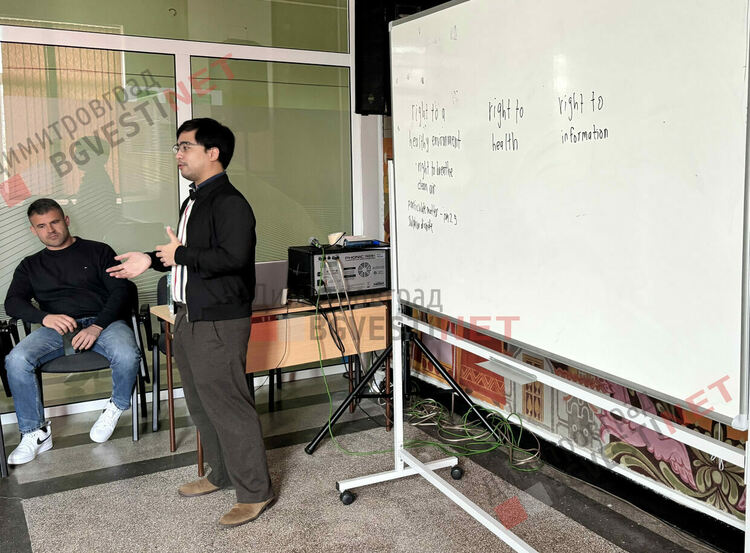 Нарушават ли се основни човешки права в Димитровград? Дискусия между ученици и HRW