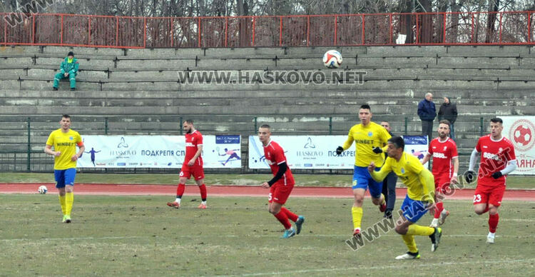 „Саяна“ се „удави“ в Марица