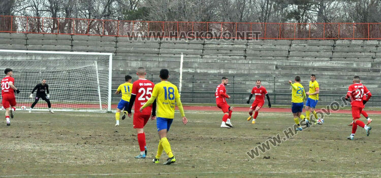 „Саяна“ се „удави“ в Марица