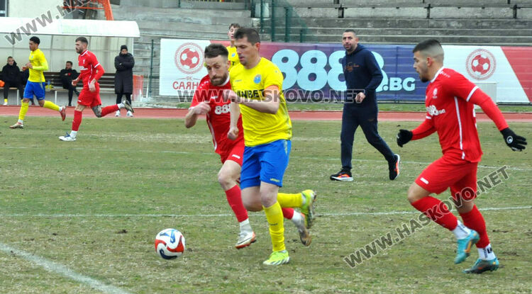 „Саяна“ се „удави“ в Марица