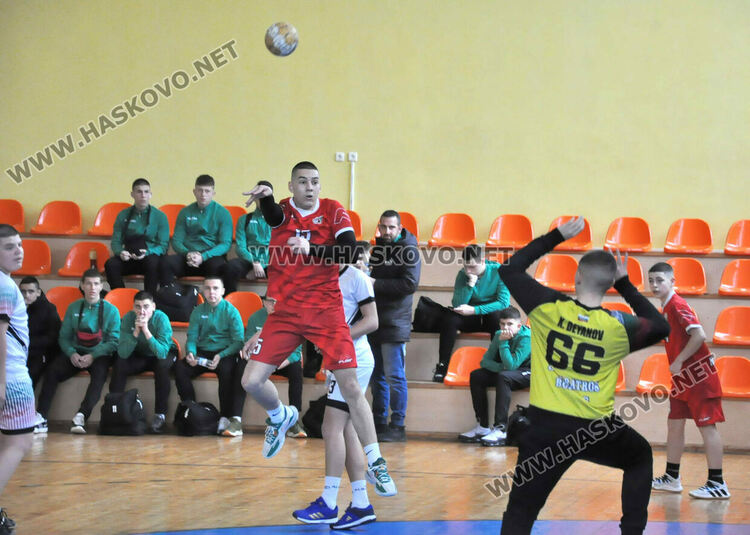 Юношите на „Асти ‘91” се класираха за финалите на Купа България