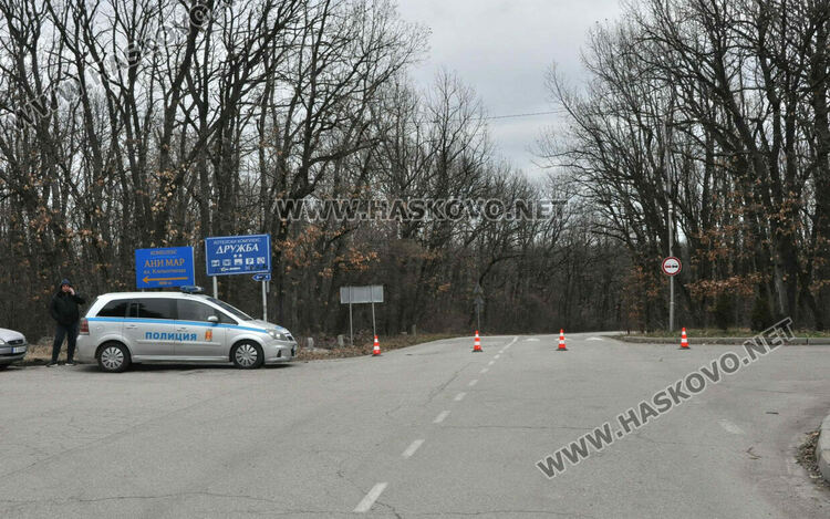 Втори ден пътят за ханче „Клокотница“ е затворен заради санитарна сеч