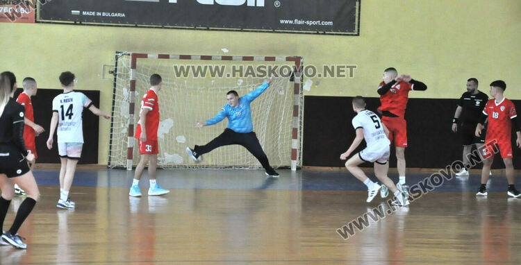 Юношите на „Асти ‘91” се класираха за финалите на Купа България