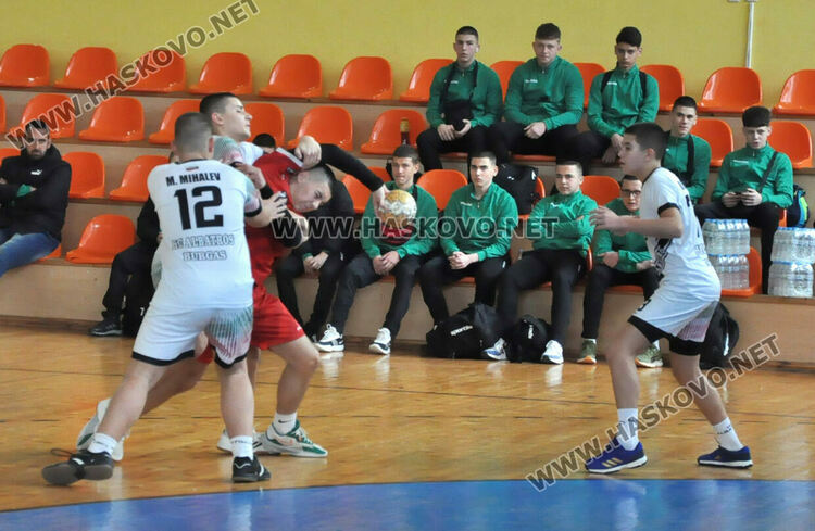 Юношите на „Асти ‘91” се класираха за финалите на Купа България