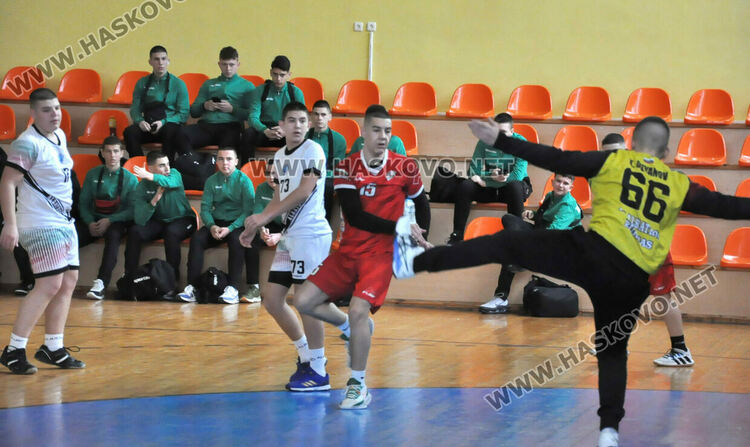 Юношите на „Асти ‘91” се класираха за финалите на Купа България