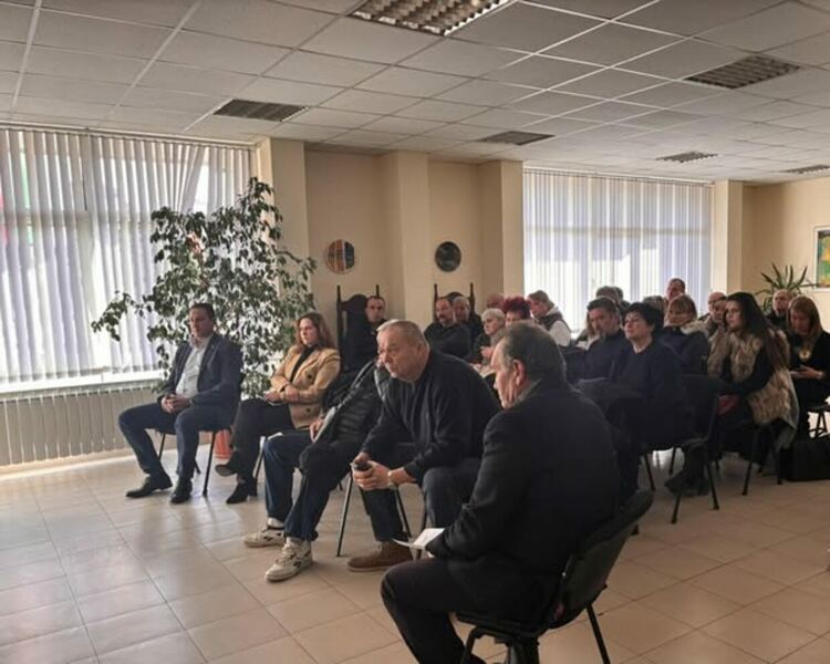 В общинската администрация се проведе среща на представители на Районна служба ПБЗН - Радомир с кметове и кметски наместници от общината