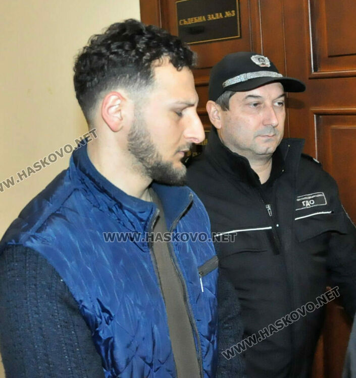 Задържаха 23-годишен, издирван за излежаване на присъда за грабеж