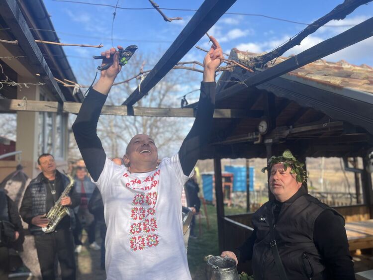 Читалището в село Мандра възобнови дейност след повече от 30 години