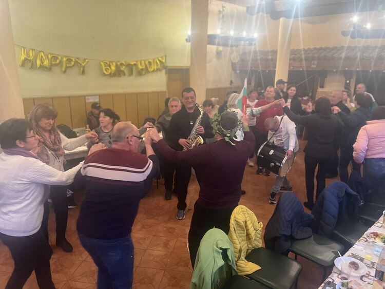 Читалището в село Мандра възобнови дейност след повече от 30 години