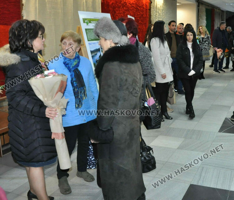 Цвета Караянчева при представянето на книгата си: Един път стигнеш ли до Родопите, винаги се връщаш там 