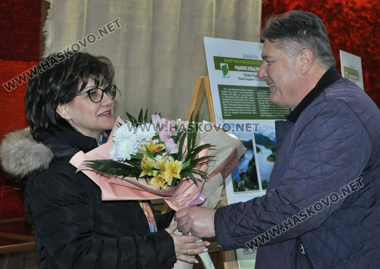 Цвета Караянчева при представянето на книгата си: Един път стигнеш ли до Родопите, винаги се връщаш там 