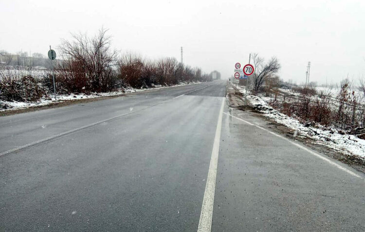 6 машини чистят снега в региона, АМ „Марица“ е на асфалт