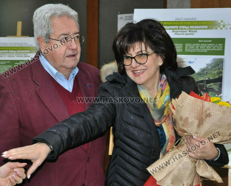 Цвета Караянчева при представянето на книгата си: Един път стигнеш ли до Родопите, винаги се връщаш там 