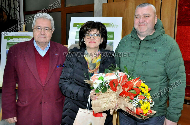 Цвета Караянчева при представянето на книгата си: Един път стигнеш ли до Родопите, винаги се връщаш там 