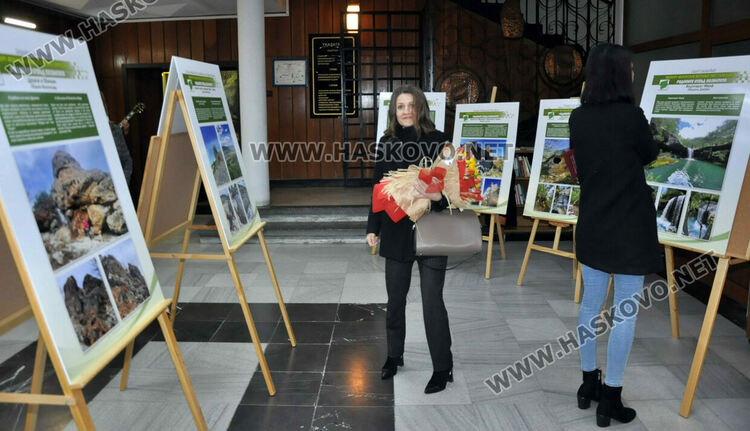 Цвета Караянчева при представянето на книгата си: Един път стигнеш ли до Родопите, винаги се връщаш там 