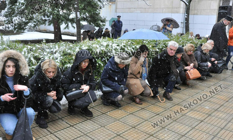Хасково почете паметта на Васил Левски с възпоменателна церемония-поклонение 
