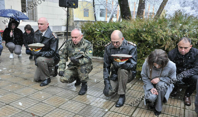 Хасково почете паметта на Васил Левски с възпоменателна церемония-поклонение 