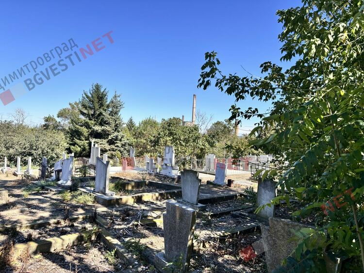 Безплатни автобуси осигурява община Димитровград на Голямата задушница