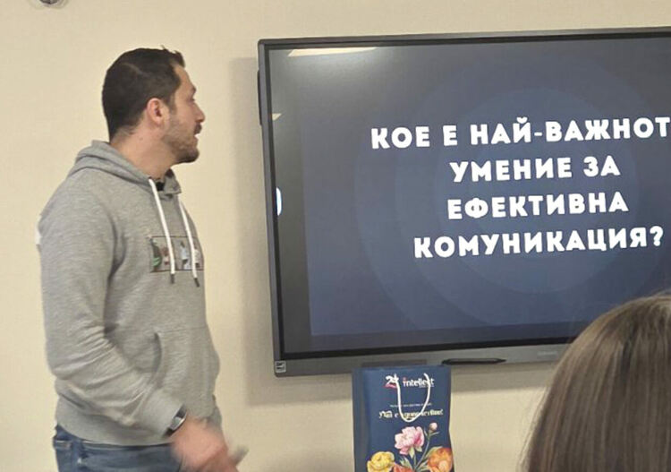 Създателят на подкаста „Свръхчовекът“ Георги Ненов гостува във ФСГ в Хасково