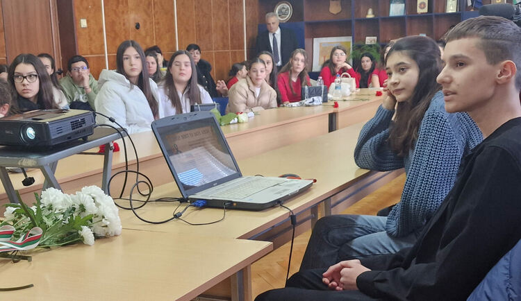 Обявиха отличените в Националния конкурс „Завещано от Апостола“