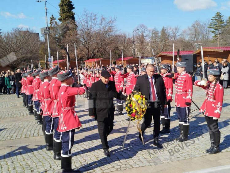 Кърджали се преклони пред Апостола на свободата Васил Левски