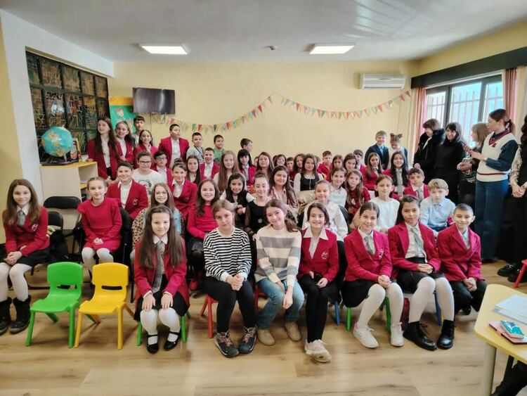 Над 100 ученици участваха в конкурса за най-добър рецитатор „Васил Левски – 152 години безсмъртие“ в библиотеката в Смолян