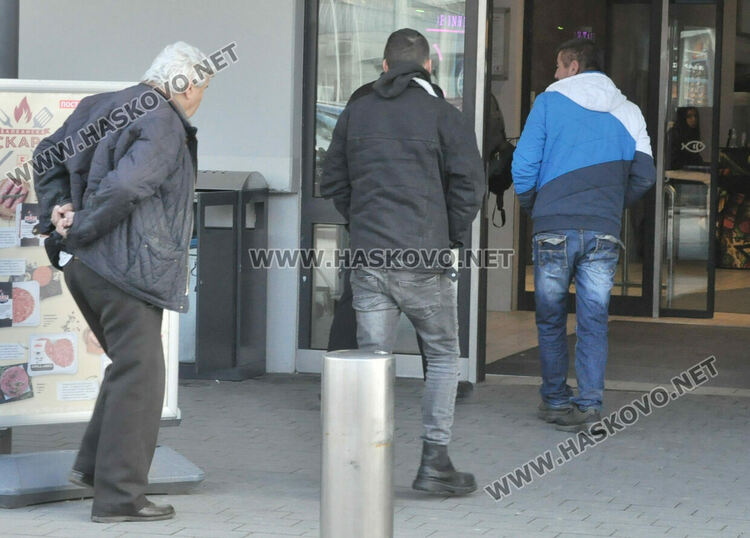 Вторият опит за бойкот на веригите в Хасково се оказа по-вял и от първия