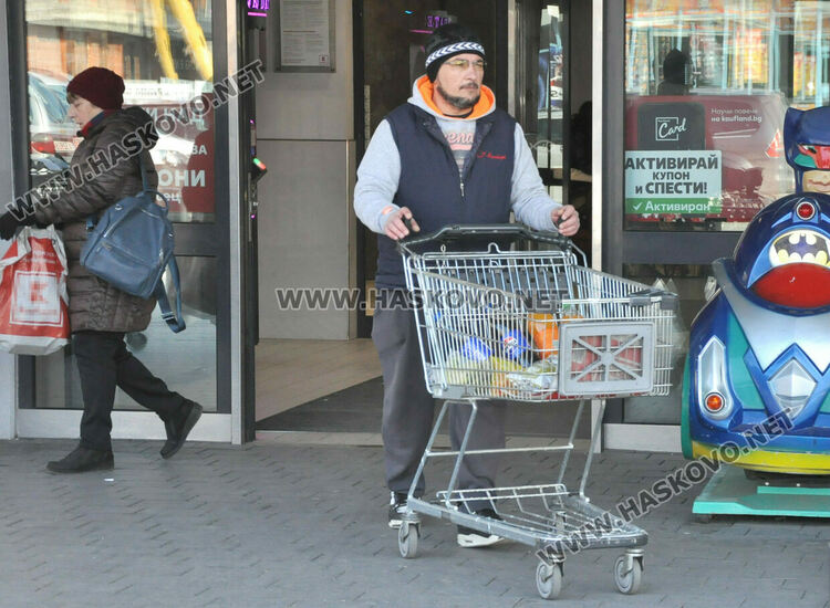 Вторият опит за бойкот на веригите в Хасково се оказа по-вял и от първия