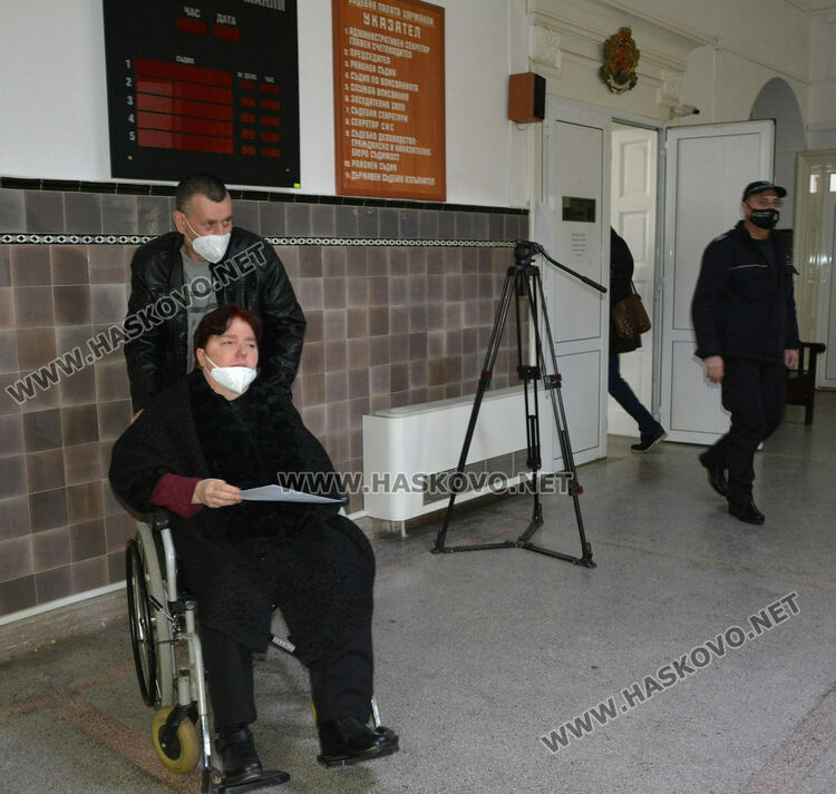 Ирена Узунова в съда