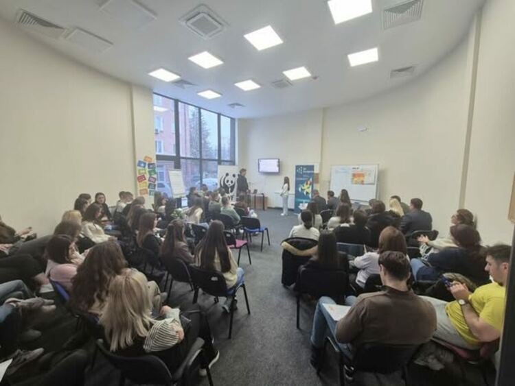 „PLAY JET – младежи за справедлив енергиен преход“ в Перник