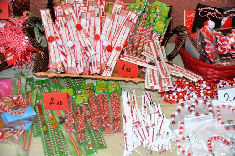 Благотворителен мартенски базар в Асеновград 