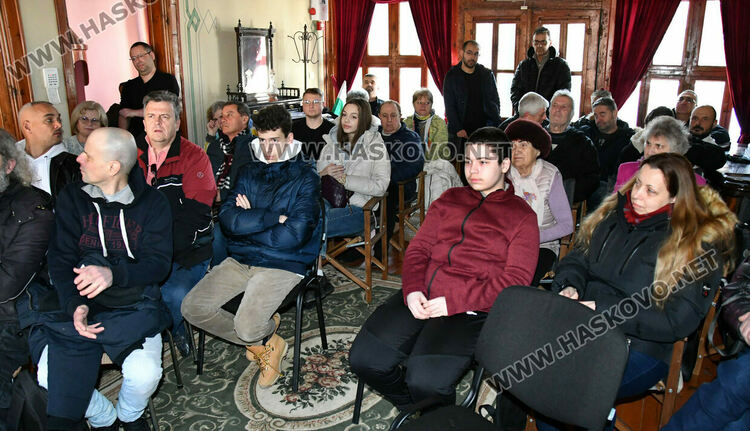 Хасковлии се включиха в дискусионна среща за Руско-турските войни и Освобождението на България