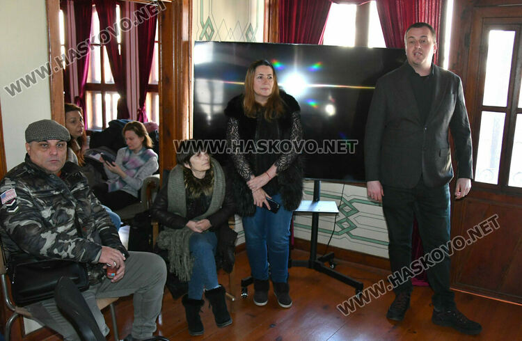 Хасковлии се включиха в дискусионна среща за Руско-турските войни и Освобождението на България