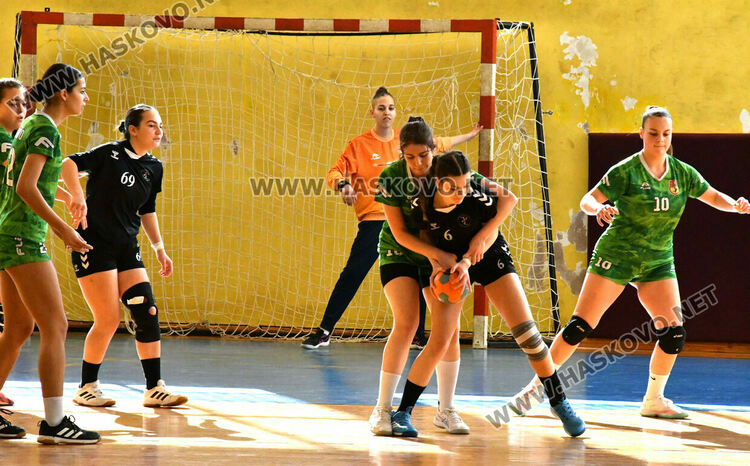 Хасково е домакин на мачове от хандбалното първенство за девойки старша възраст